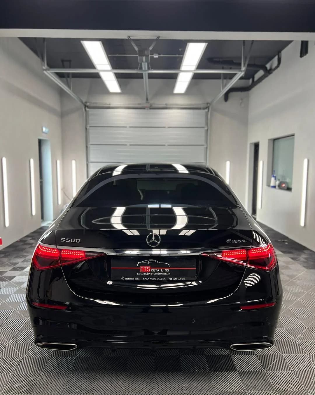 Poza spate Mercedes-Benz S 500 corectie lac si detailing interior profesional la ETS Detailing Satu Mare.